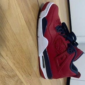 Jordan 4 retro (fiba) size 7
